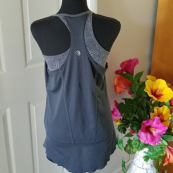 MPG Workout top Size Small - Picture 2 of 6